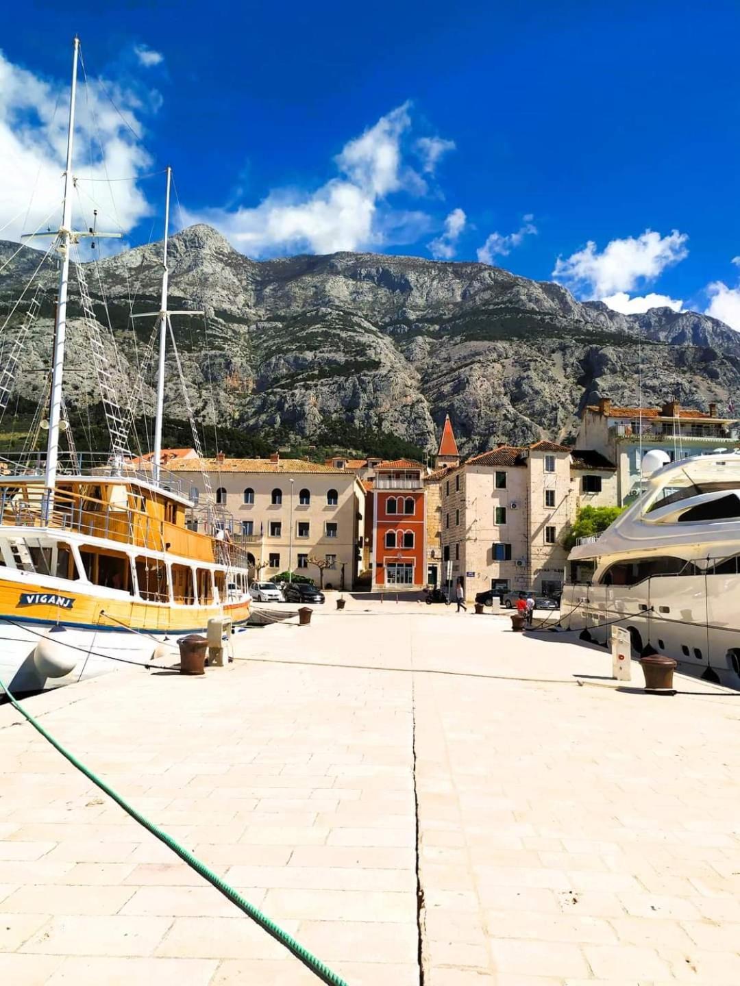 Studio Apartmani Dora Makarska Exterior foto