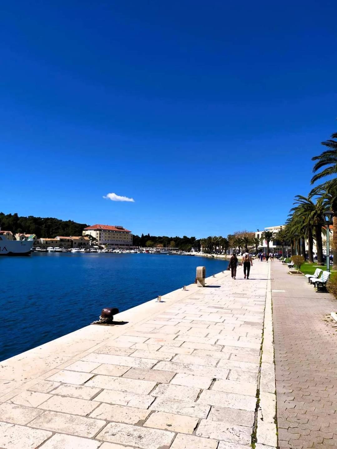 Studio Apartmani Dora Makarska Exterior foto